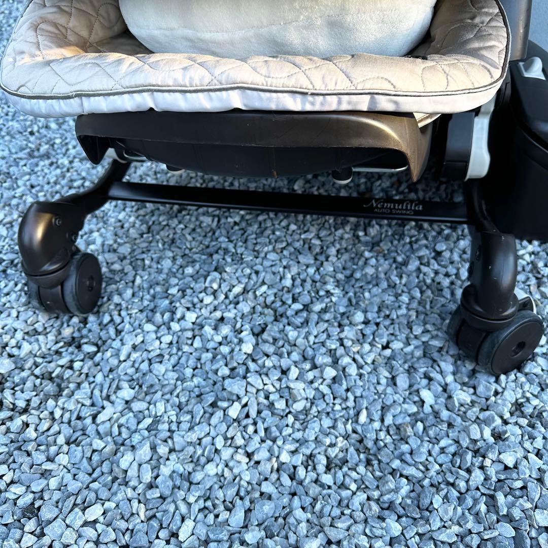 【美品】コンビ　ネムリラ　オートスウィング　ホワイトレーベル　ハイローチェア