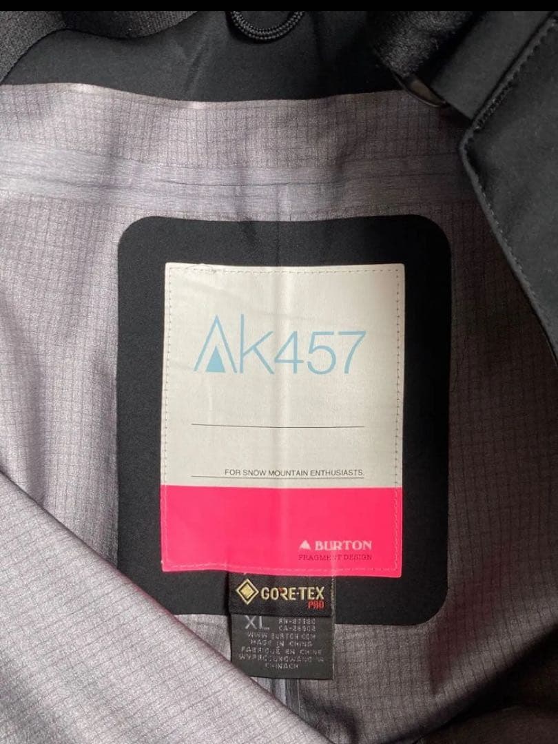 セールBurton ak GUIDE JACKET & HI-TOP PANTS
