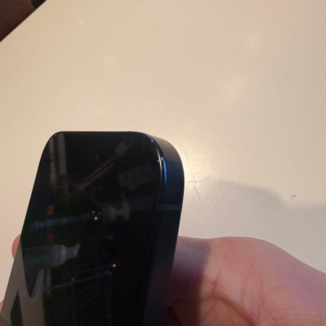 iPhone 16 Pro ブラックチタニウム 128GB 本体