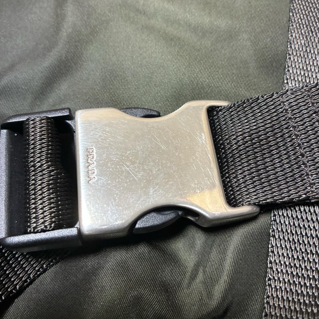 PRADA プラダ ナイロン ショルダーバッグ カーキ A1359C2