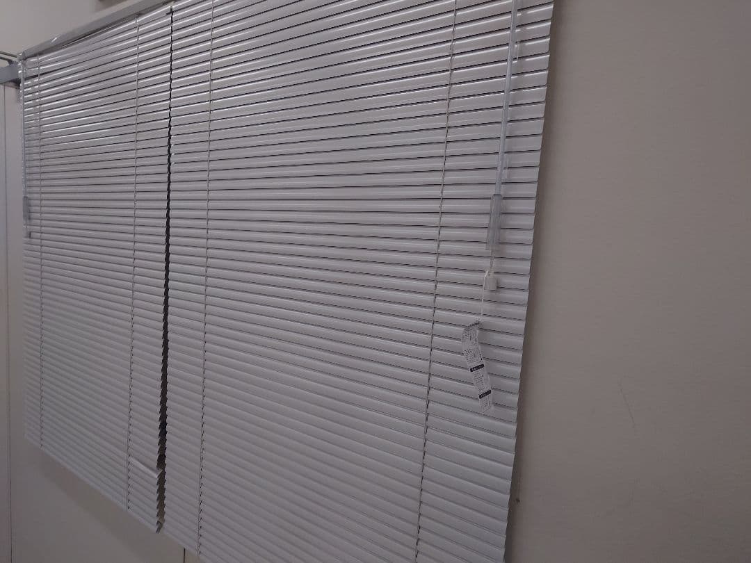 ホワイト ブラインド 2枚組　お引取り限定