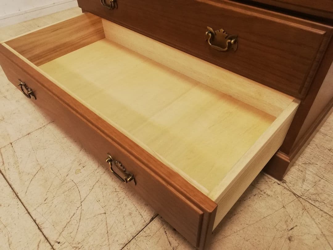 モデルルーム展示品　天然木楢材を使用したライティングビューローデスク 書斎机