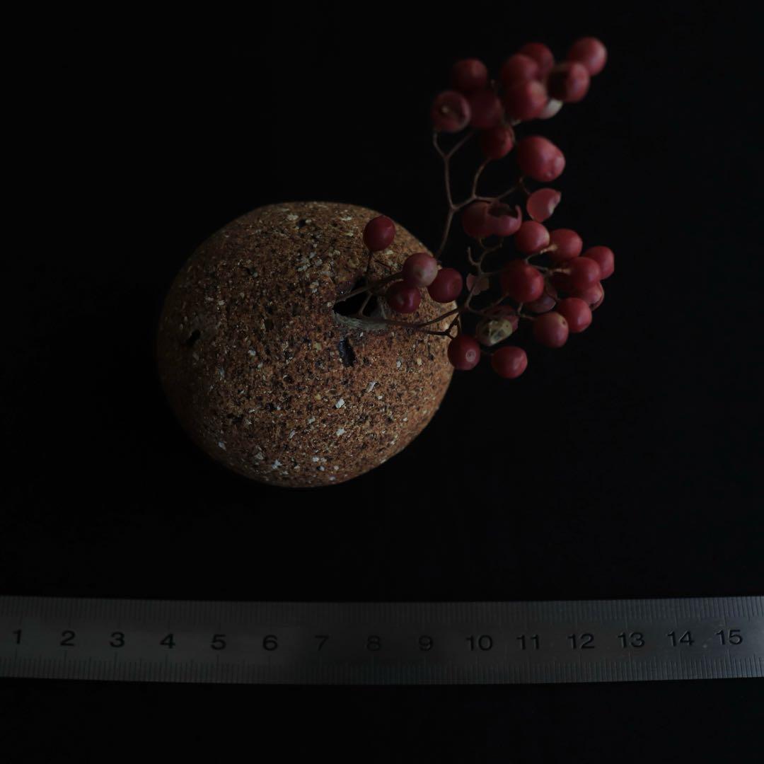 ☆岩田圭介　穴窯花入　花器　オブジェ　アート作品