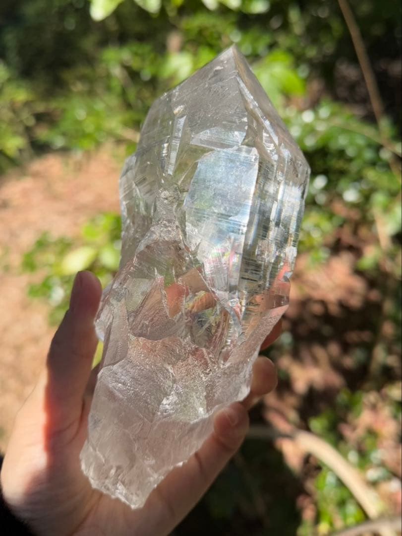 ヒマラヤマニハール水晶1.12Kg・虹入り・レコードキーパー入・透明感・清正井