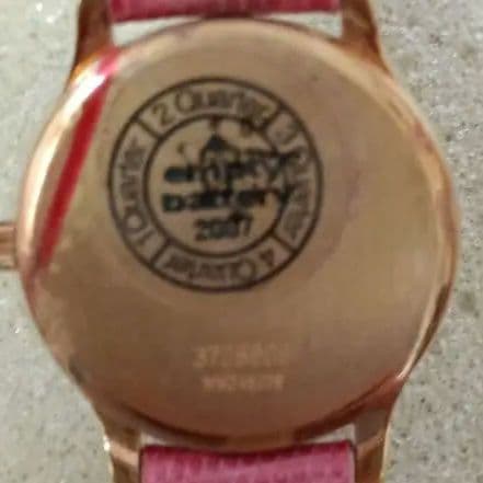 赤色クロコダイル型押の鍵付き時計ケース とレディース腕時計6本まとめ売り