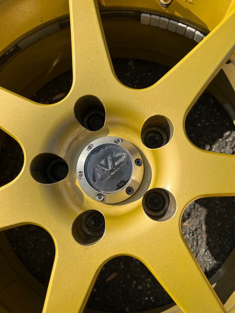 AVSMODEL717インチ　PCD114.3 7J+40