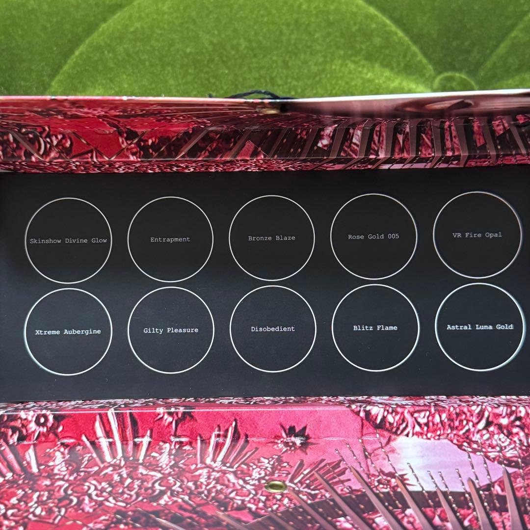 PAT MoGRATH LABS Mothership V アイシャドウ