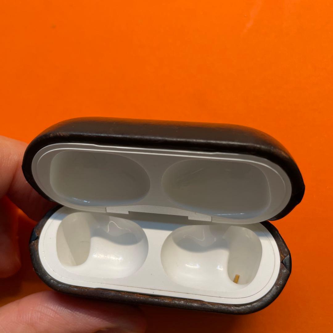 AirPodspro2 第2世代 Lightning Nomadケース付き