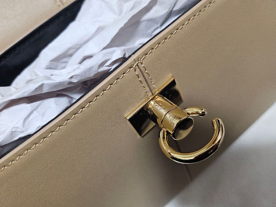 専用【正規品】cafune ベージュレザーハンドバッグ