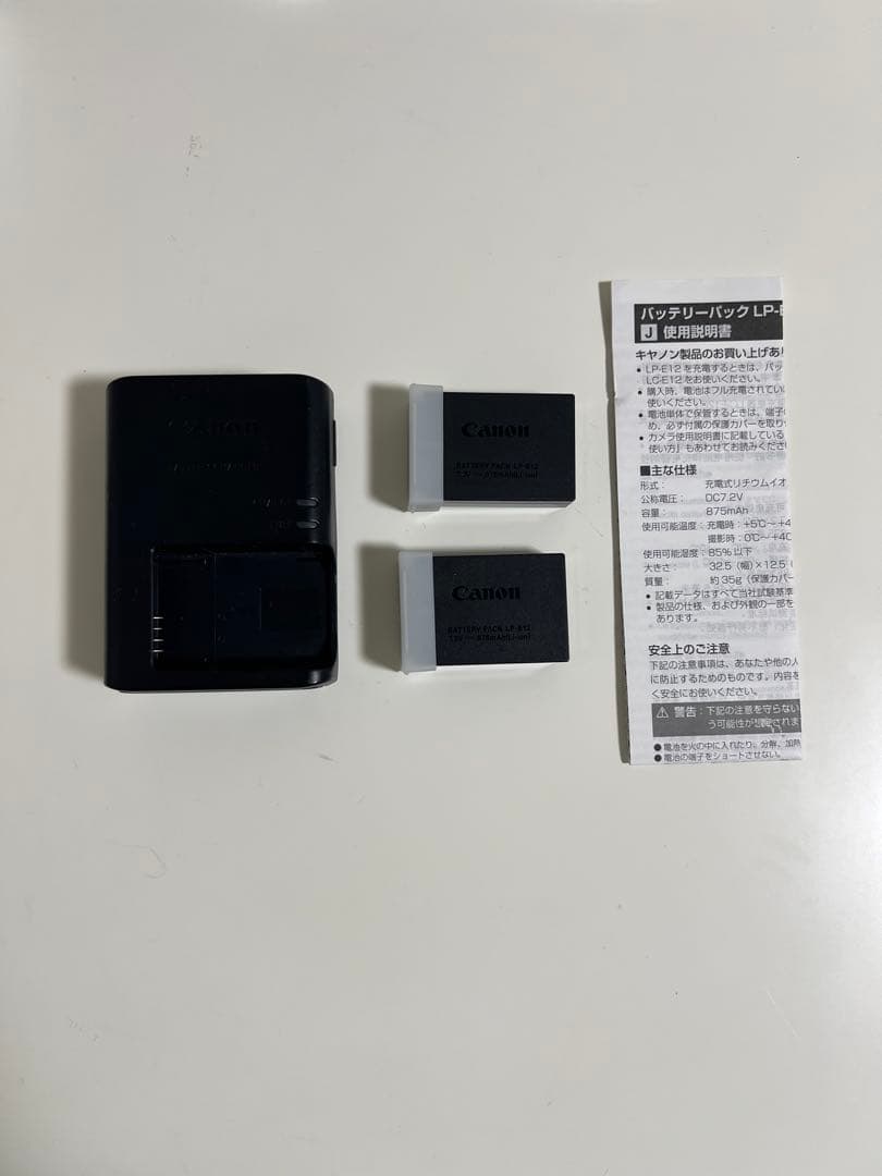 Canon EOSm10 ミラーレス一眼　クリエイティブマクロダブルレンズキット
