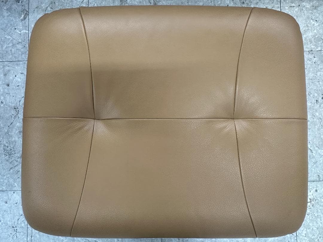 カリモク チターノ 3人掛けソファ 本革 オットマン付き ブラウン