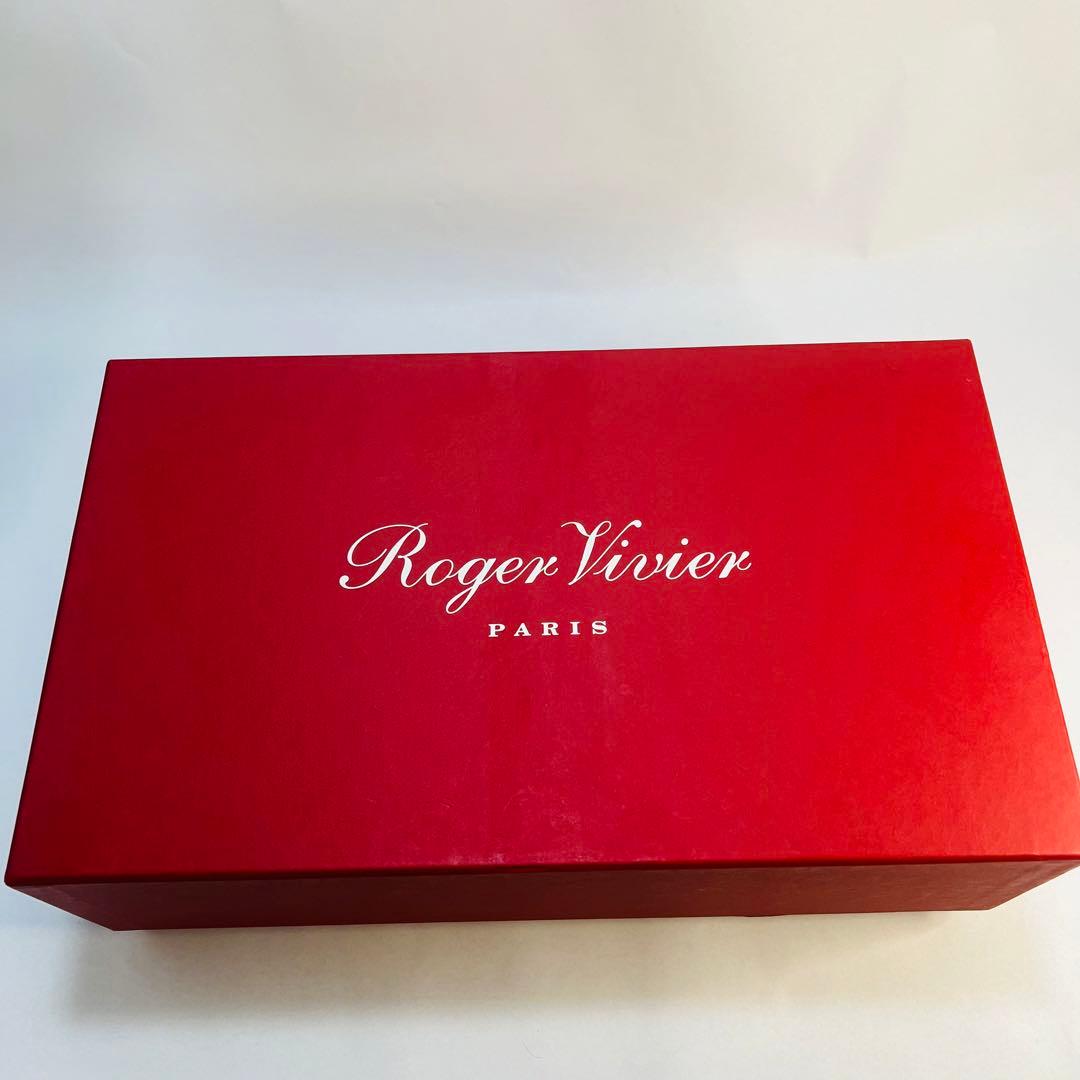 美品　RogerVivier ロジェヴィヴィエ　フラットシューズ パンプス