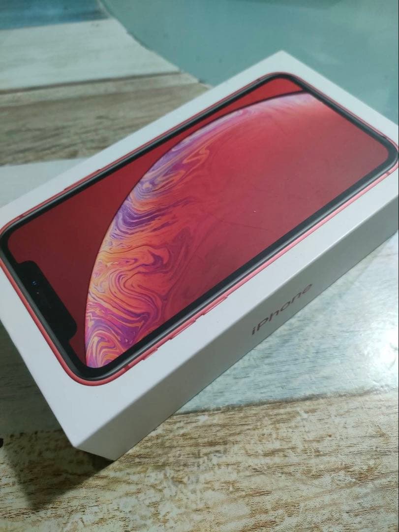 iPhoneXR 128GB 本体 red
