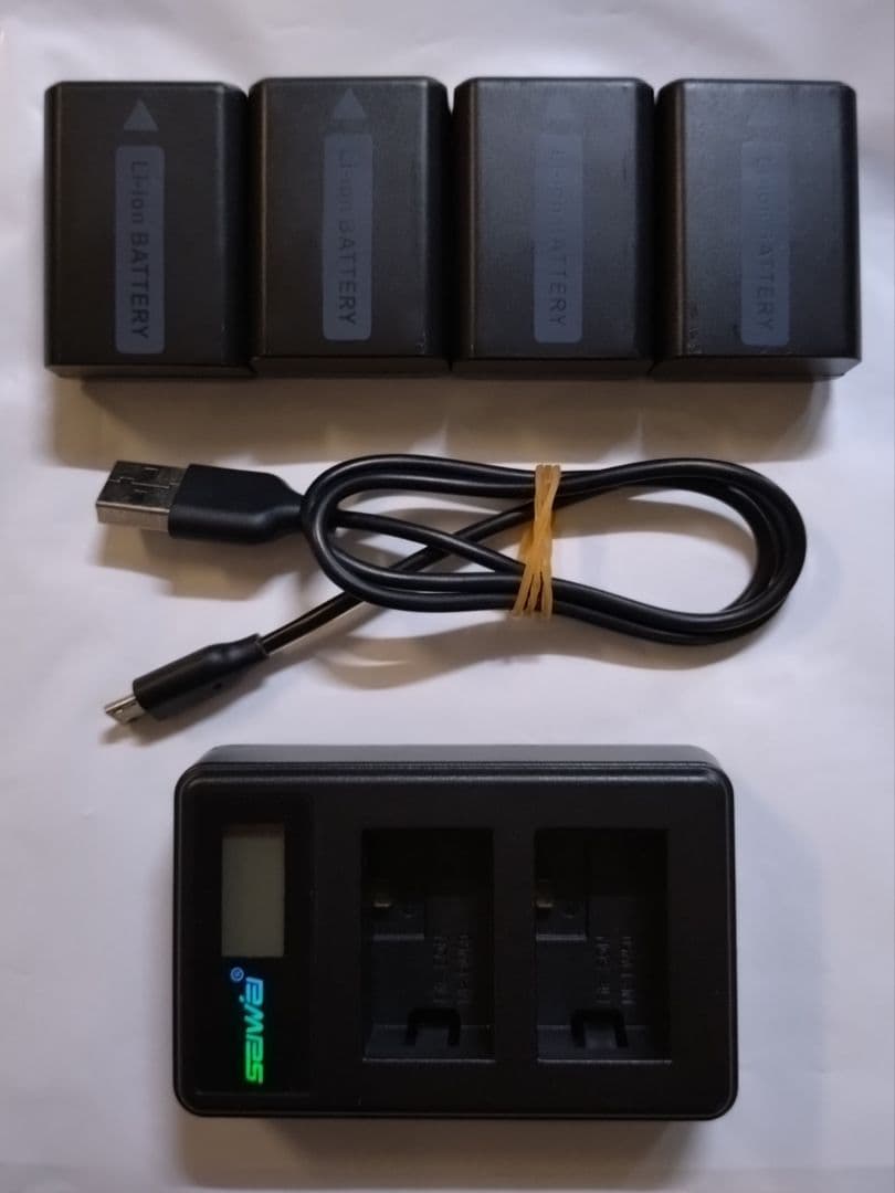 10/13まで限定値下げ！／SONY α6000／ レンズ2本付／豊富な付属品