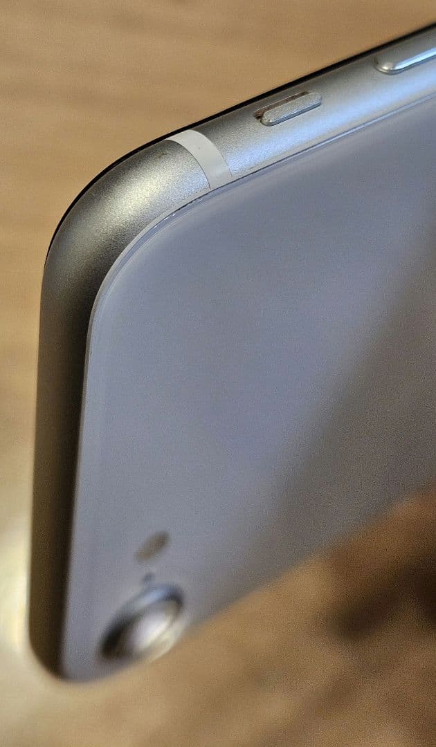 iPhone SE 第二世代　ジャンク