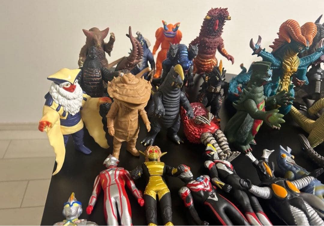 ウルトラマンシリーズ 怪獣フィギュア 72体セット