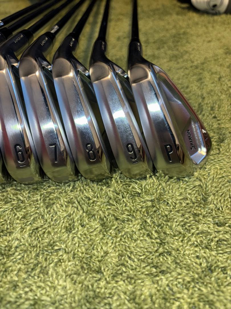 スリクソン　ZXi7アイアン 4〜9.P