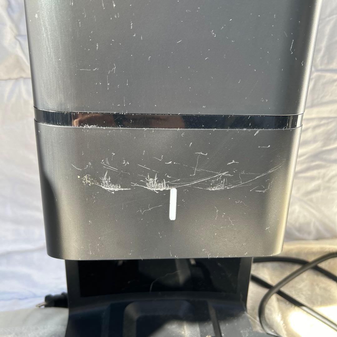 ト*ン様 ロボット掃除機本体 ブラック 充電スタンド付き　ROOMBA ｉ3