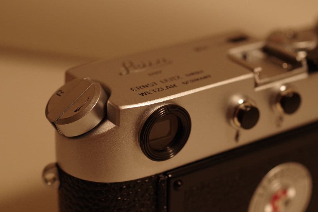 〈ご成約品〉　Leica M4 レンジファインダーカメラOH済