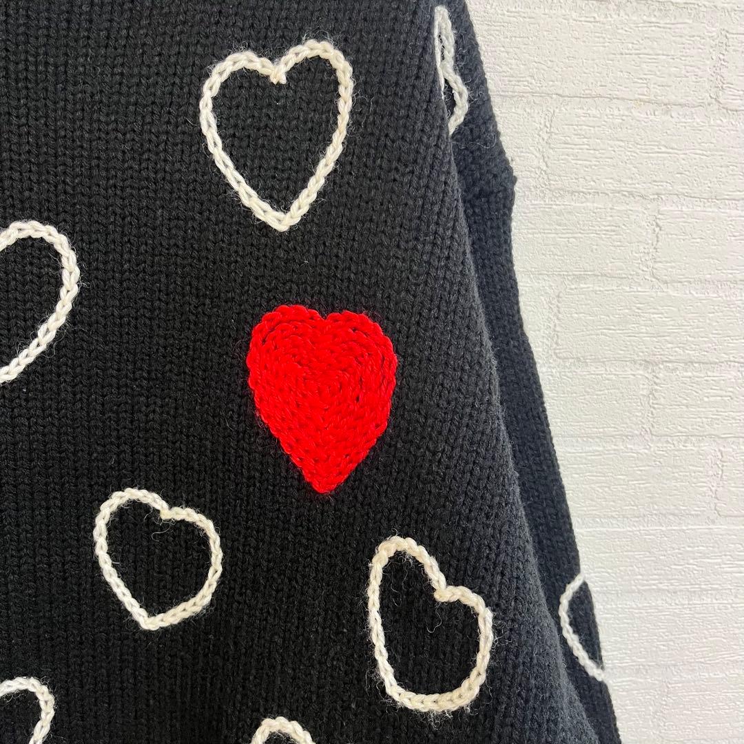 ChahChah ハッピーハートフル ハンドエンブロイダリーニット　男女兼用