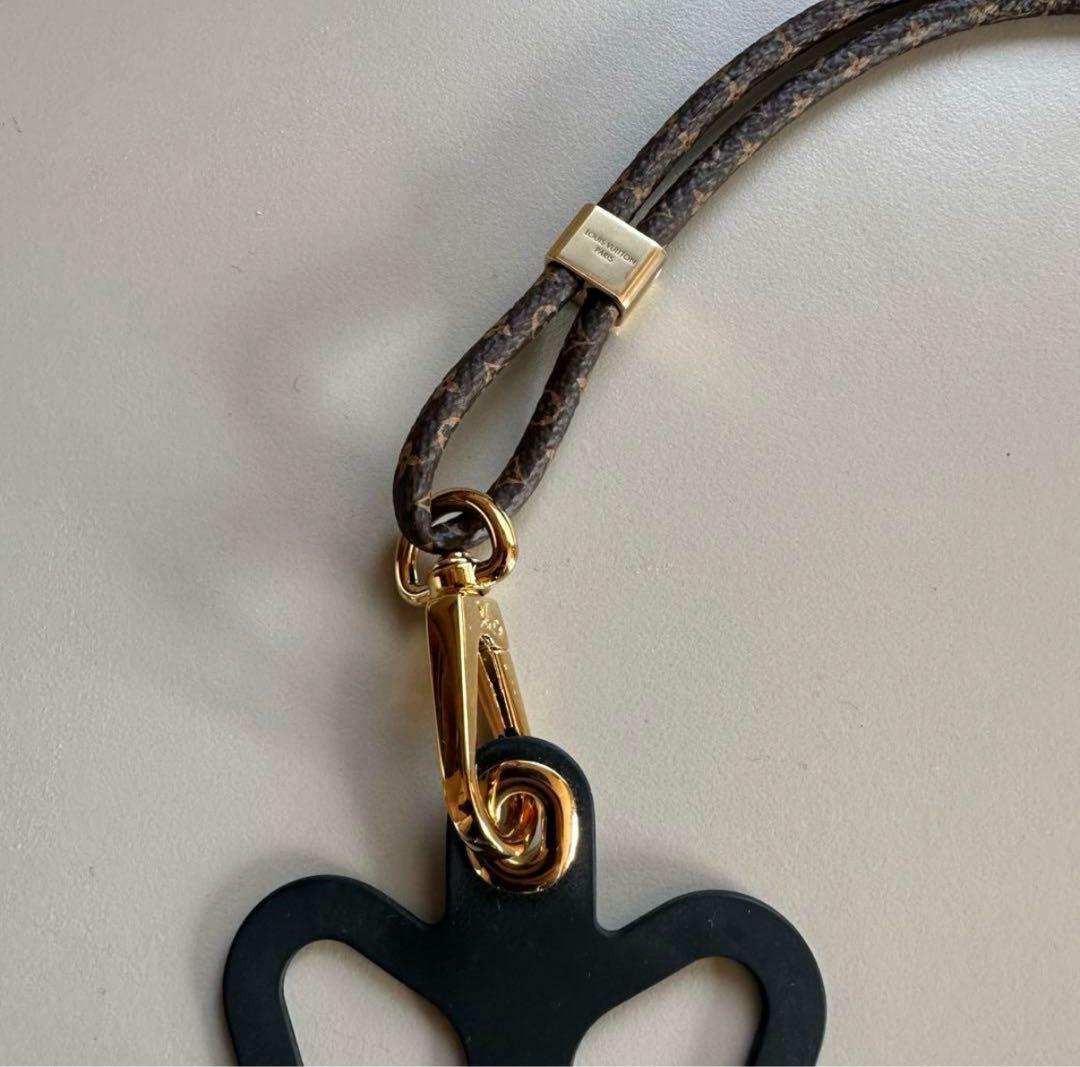 ルイヴィトン　フォンホルダー・ルイーズ　 M68382