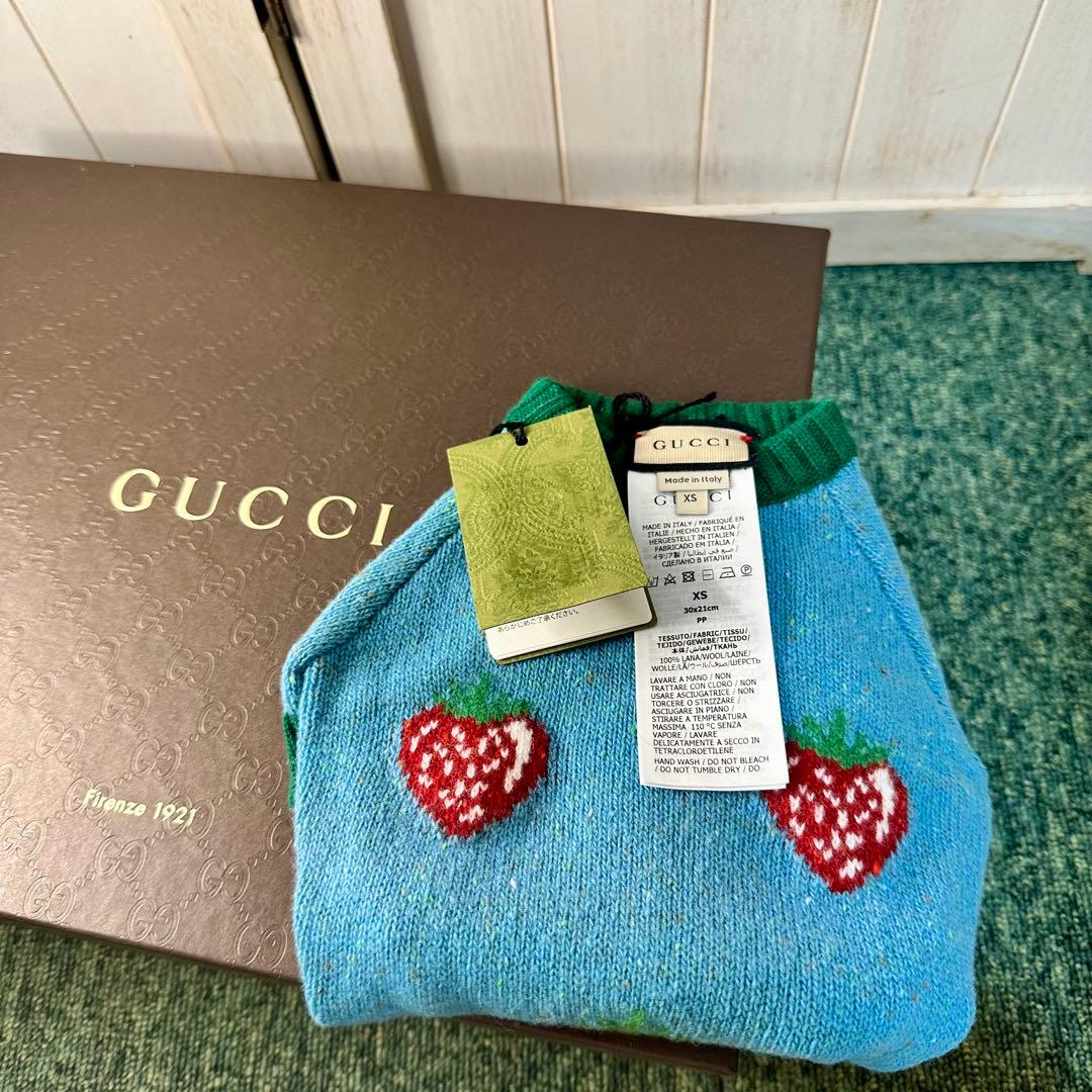 GUCCI グッチ 犬 ペット用 ニット セーター イチゴ柄 XSサイズ