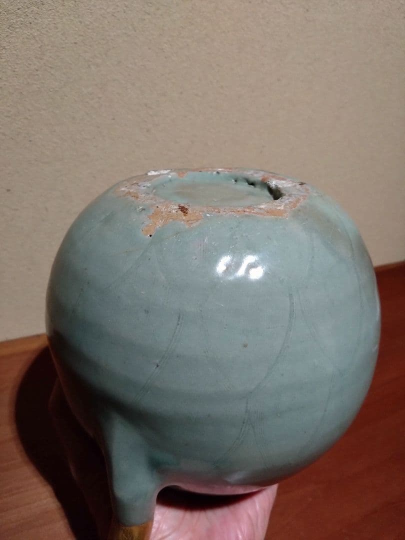 高麗青磁 線刻 水柱