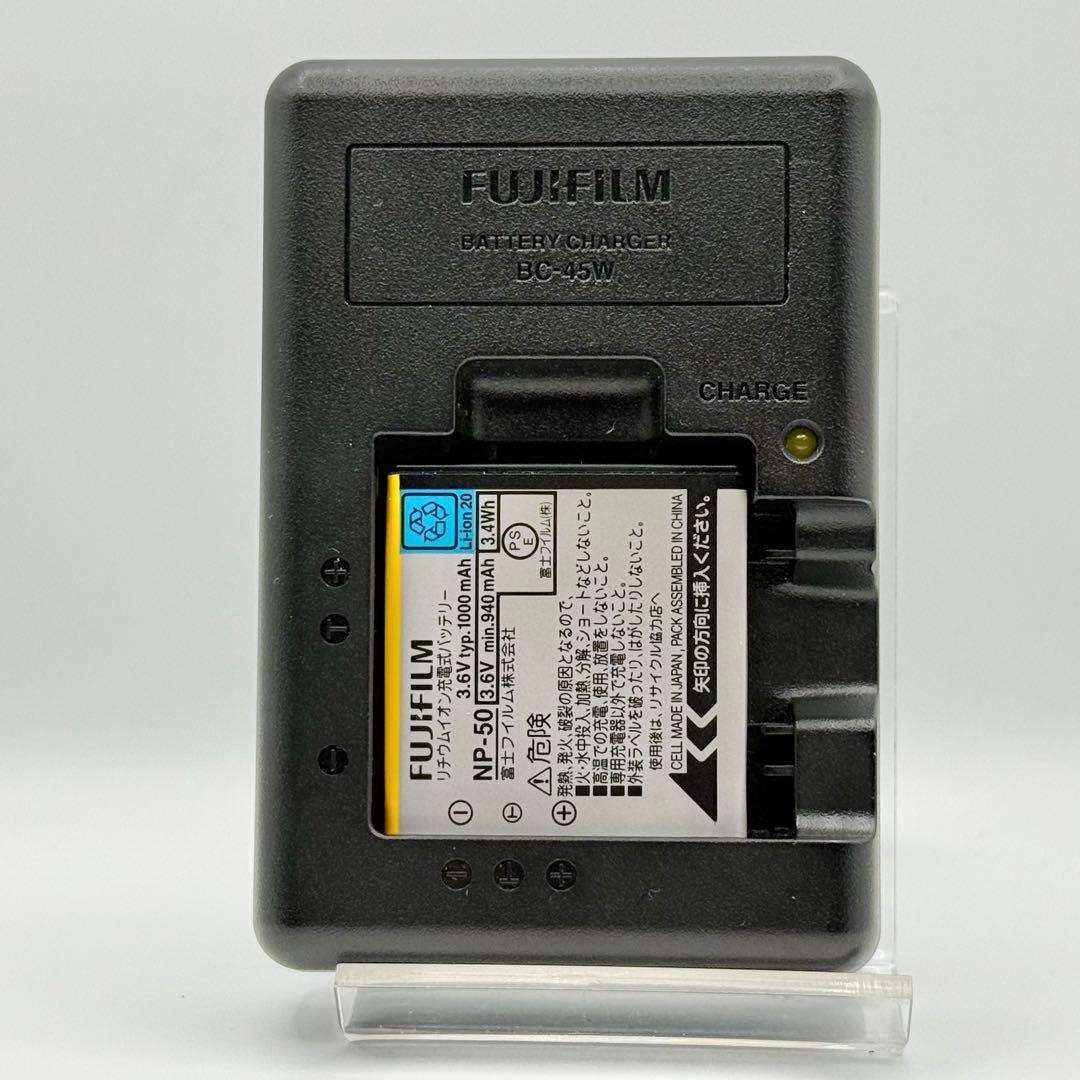 【箱付き】FUJIFILM Finepix F70EXR ピンク 動作確認済み