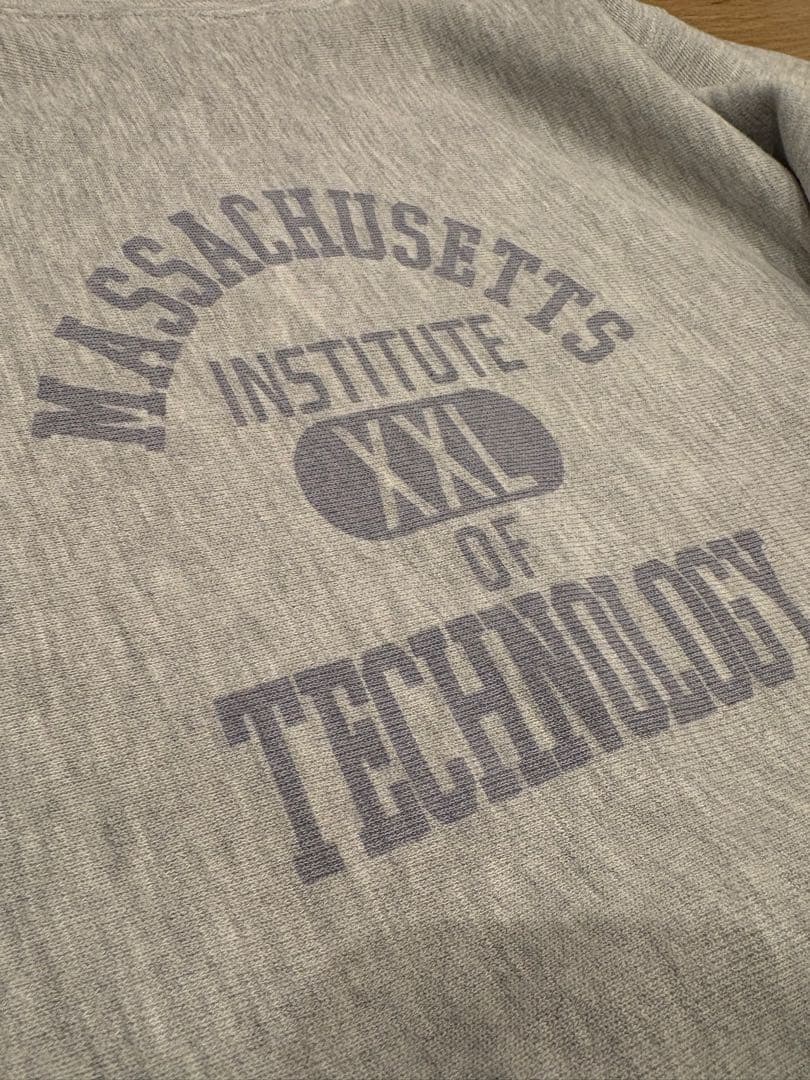 美品！激レア　チャンピオンリバースウィーブ グレー　染み込み5段カレッジロゴ