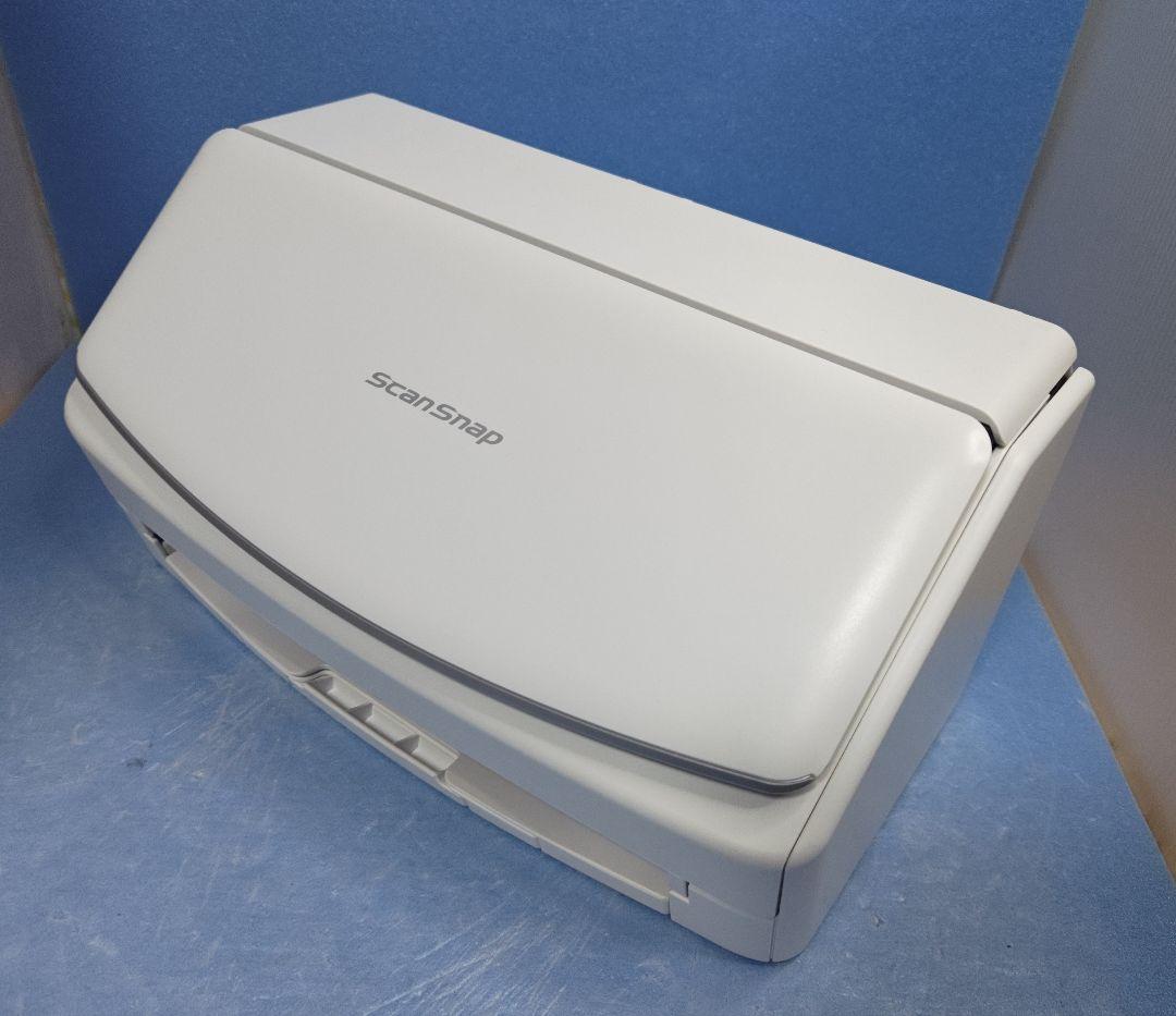 たまった書類を一気にスキャン 富士通 ScanSnap iX1500（白）