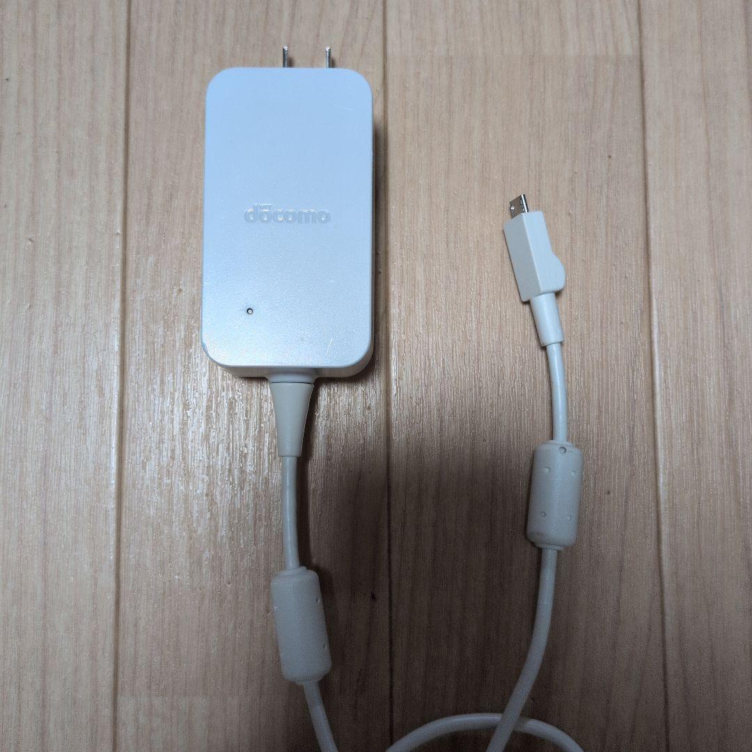 猫まる☆美品☆docomo らくらくホン ピンク ガラケー F-01M