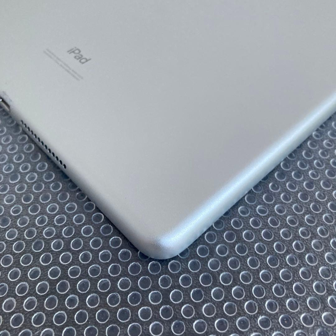 3545【早い者勝ち】比較的美品☆iPad8第8世代 32GB WIFIモデル☆