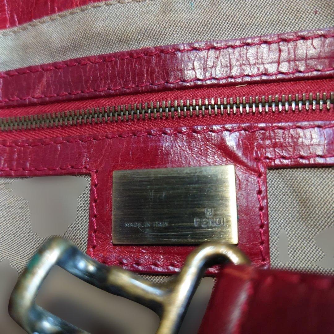 FENDI レザーバッグ 赤