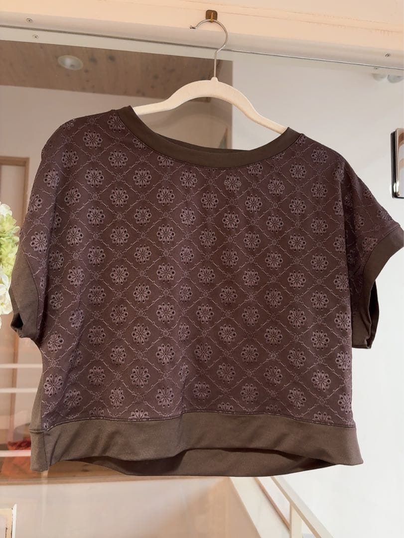 新品♡ 【SUKALA】ブラトップ付きフラワーレーストップス　ヨガウェア　LL