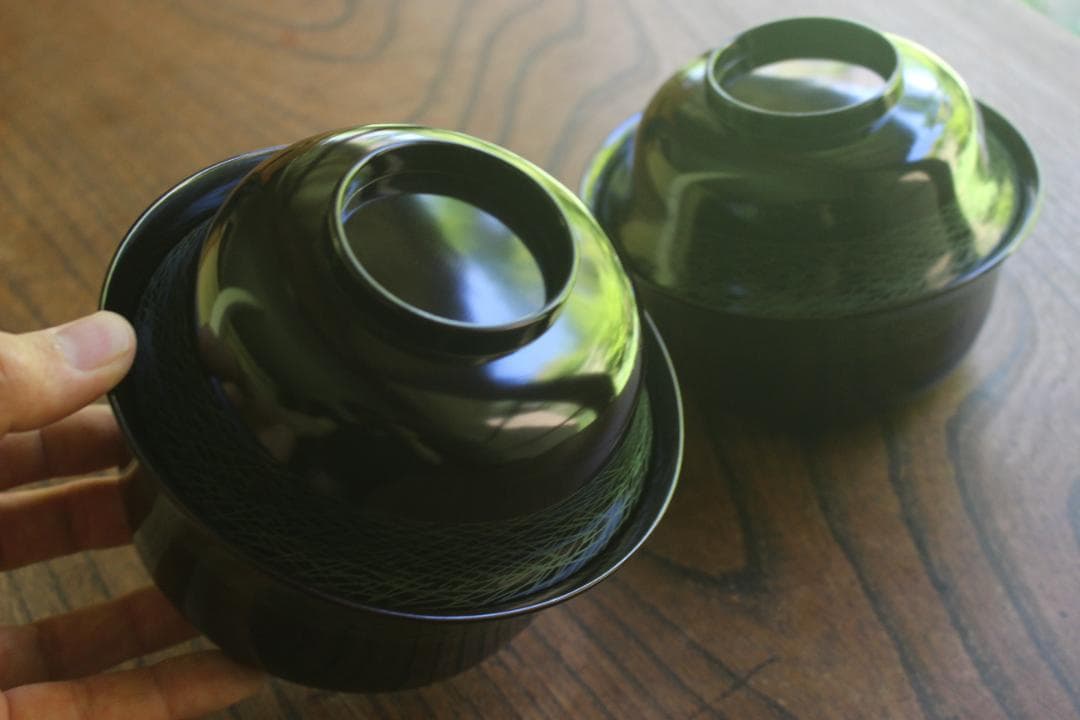 時代逸品！時代黒漆に風情ある青漆松葉蒔絵の映える四つ椀（検京塗懐石道具煮物椀