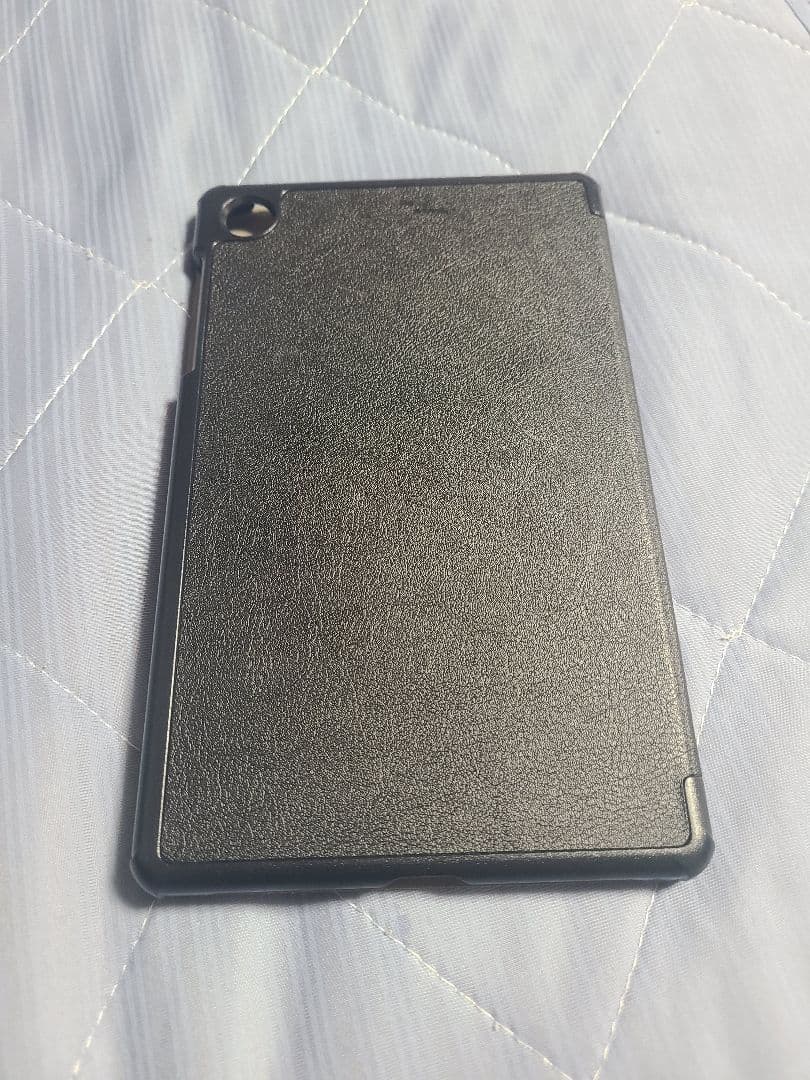 美品　NEC LAVIE Tab T8 シルバー