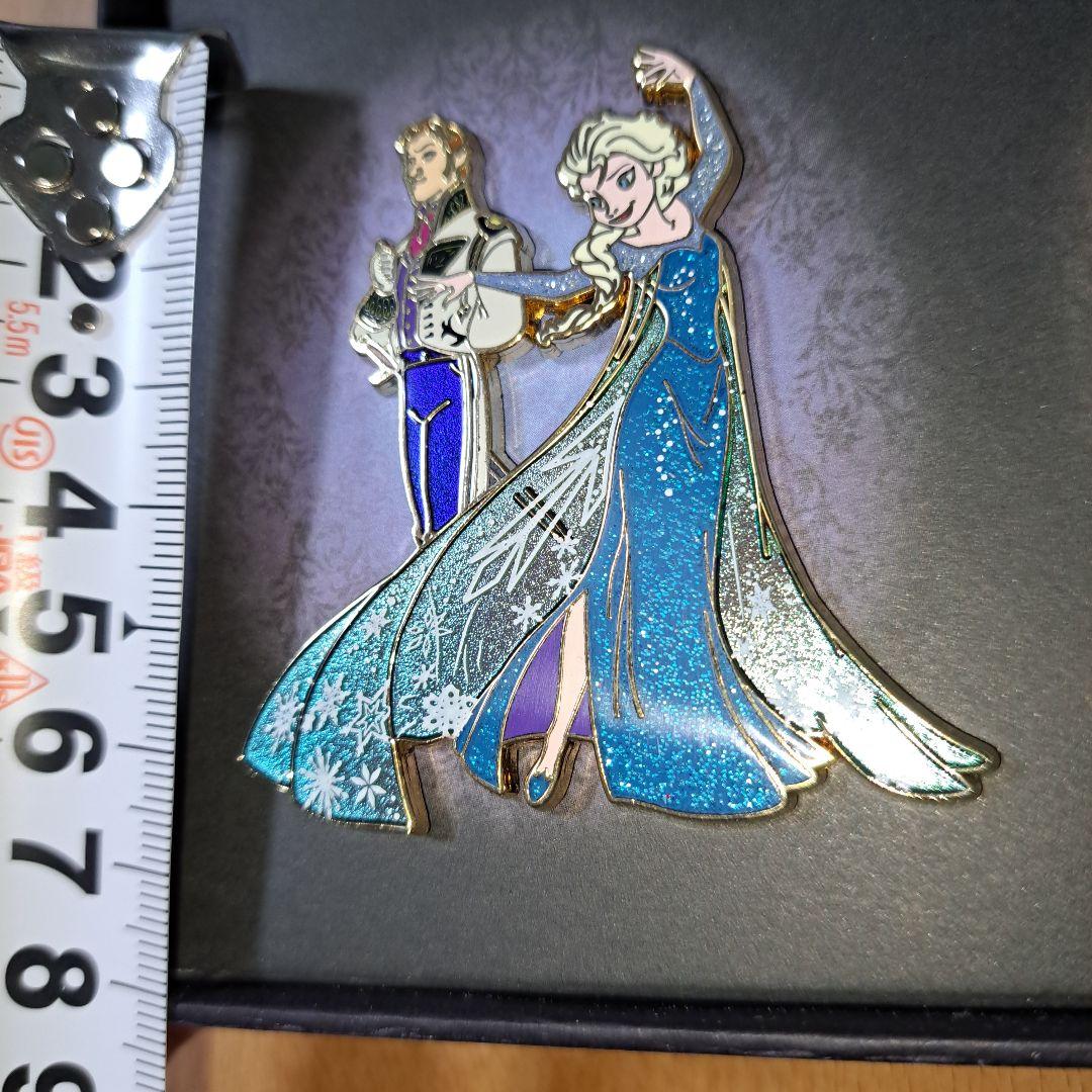 ディズニー　フェアリーテイルコレクション　エルサ　ハンス王子　ピンバッジ　LE