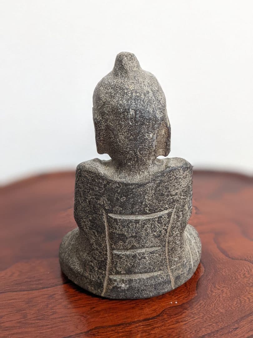 仏像　坐像　石像