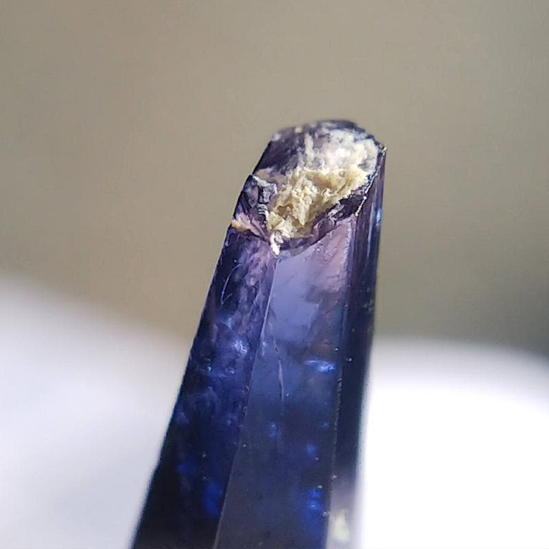 529 バイカラーサファイア 結晶 原石 ウィンザー産