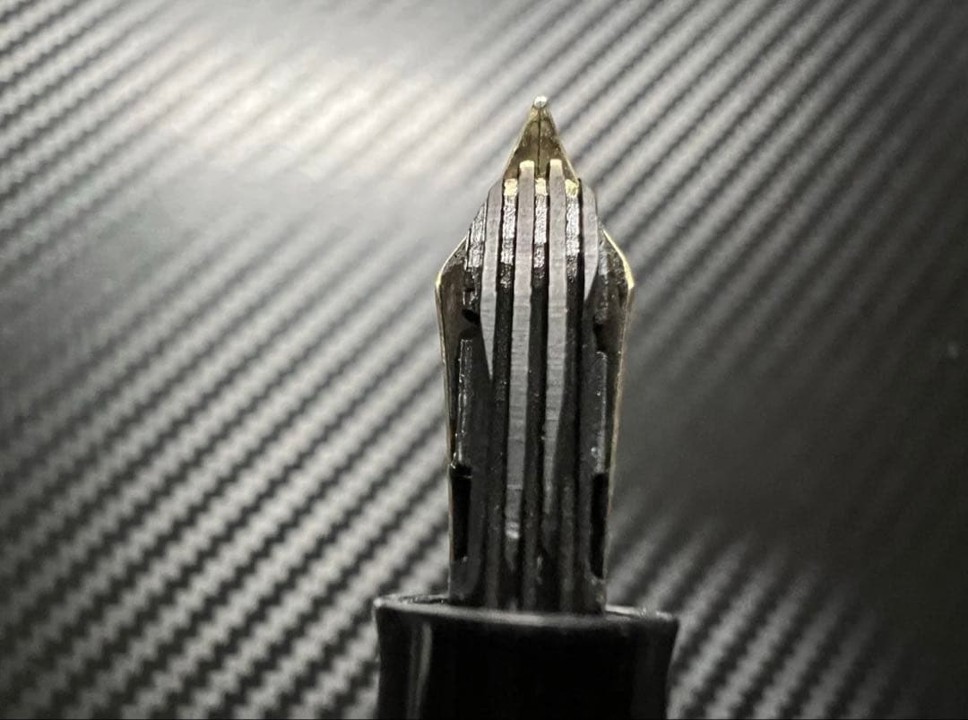 ペリカン 400NN M&K 万年筆 ブラック EF 極細字