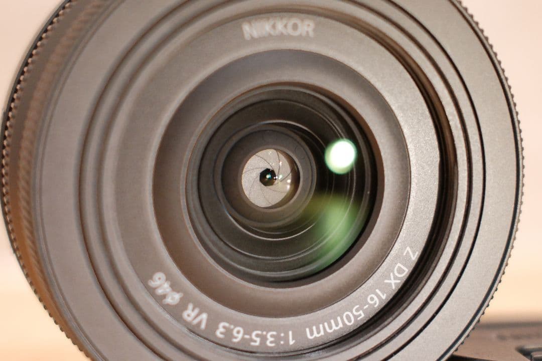 デジタルカメラ Nikon Zfc +Z 28mm F2.8 SE, Z DX 16-50mm