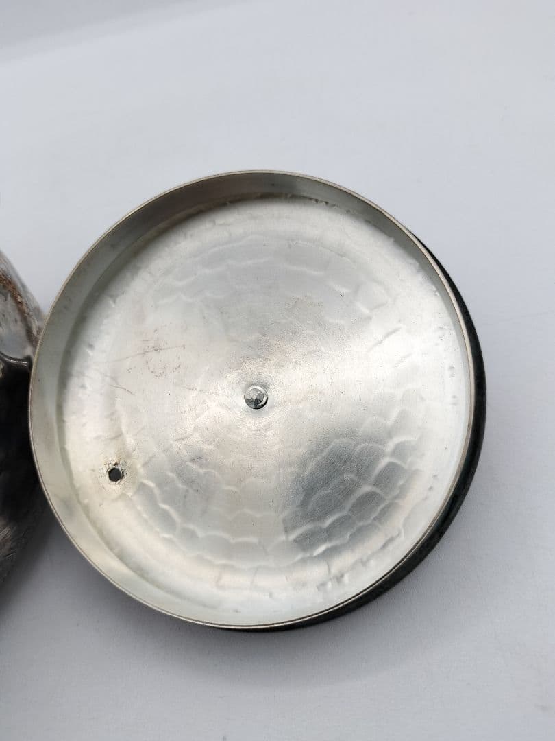 c396 銀瓶 湯沸 鬼岩目 銀燻し仕上 秀峰堂 紙箱 茶道具 古物