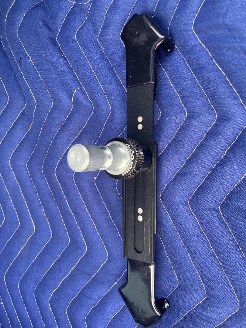 マシューズ Matthews Universal Tablet Mount