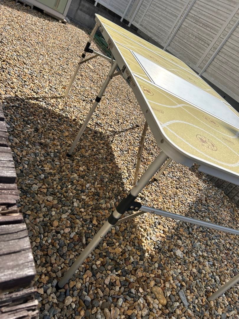 テーブル・チェア・ハンモック Coleman SLIM 4-FOLDING BBQ TABLE