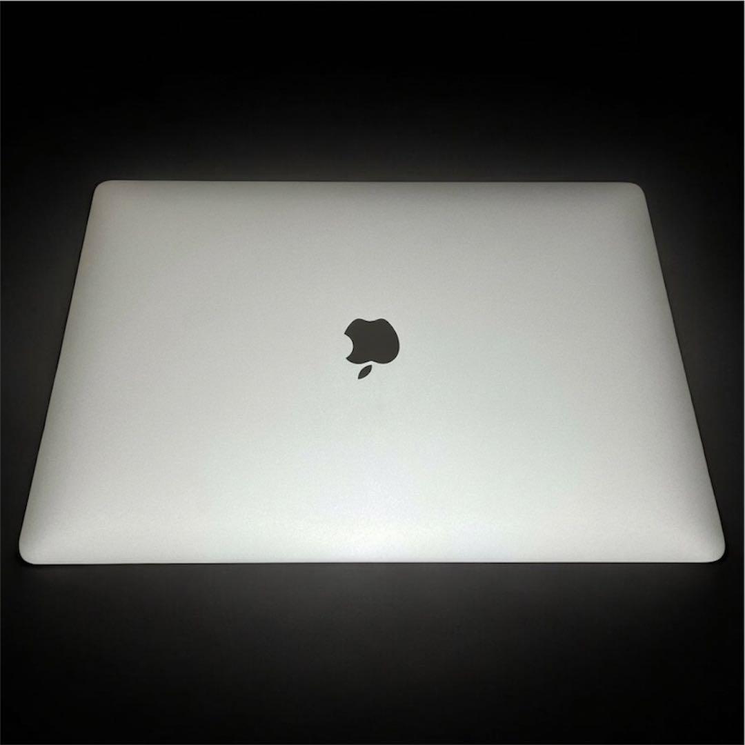 ほぼ未使用美品 MacBook Pro i7 16GB 512GB 2