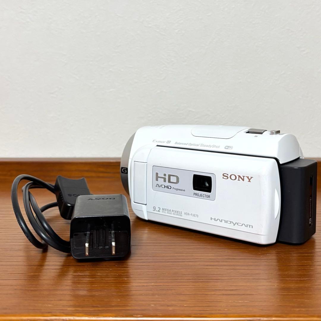 SONY HDR-PJ670 ハンディカム 本体＋ケーブル