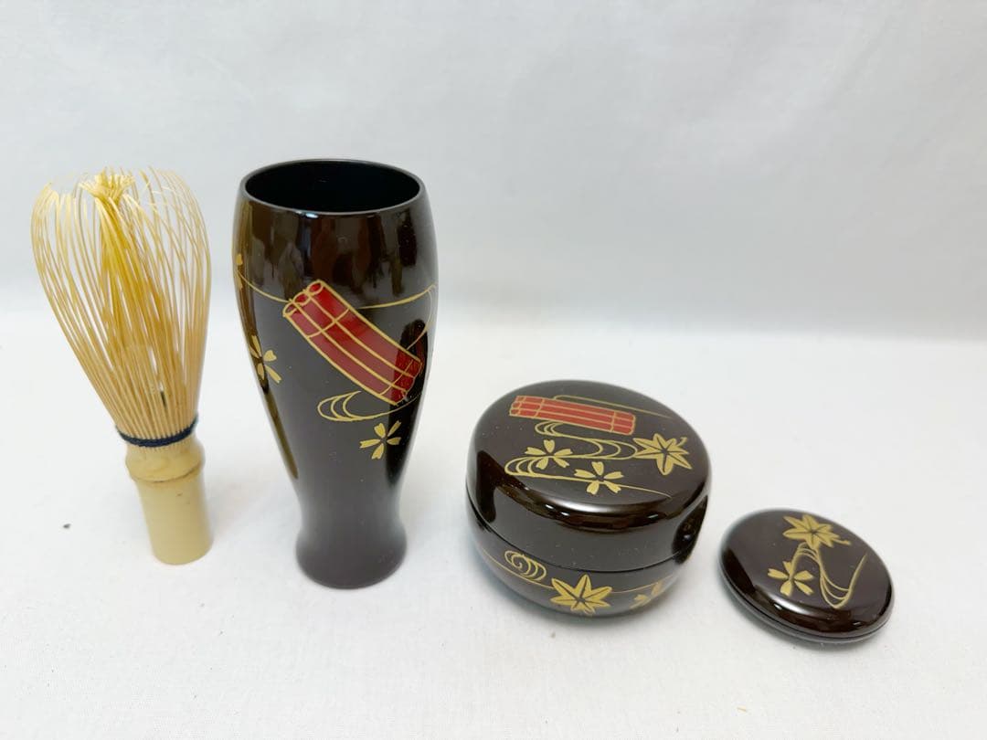 ほぼ未使用 茶道具 溜塗へぎ目 利休茶箱十一点セット茶碗棗茶筅振出巾筒等 紙箱