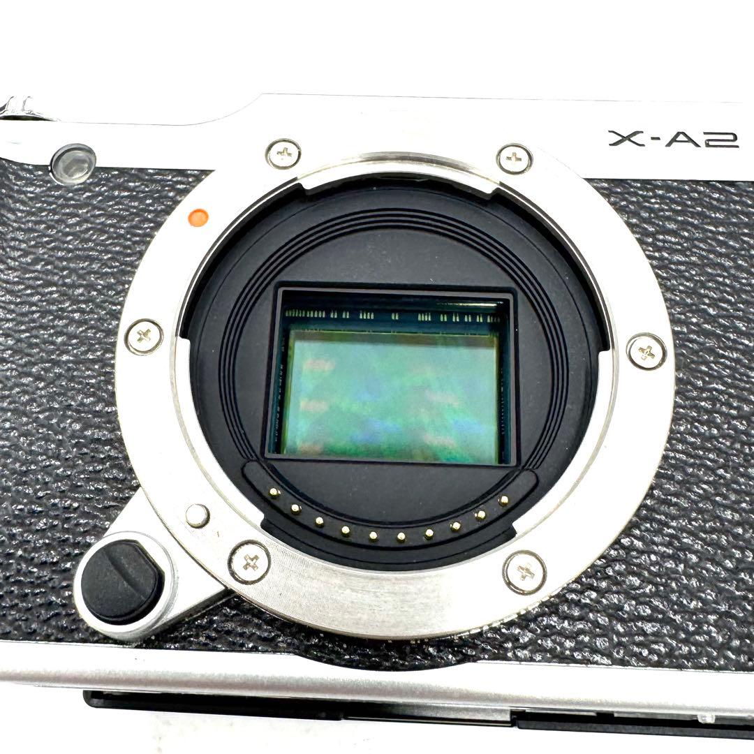 動作良好 FUJIFILM X-A2 シルバー XC 16-50mm OIS