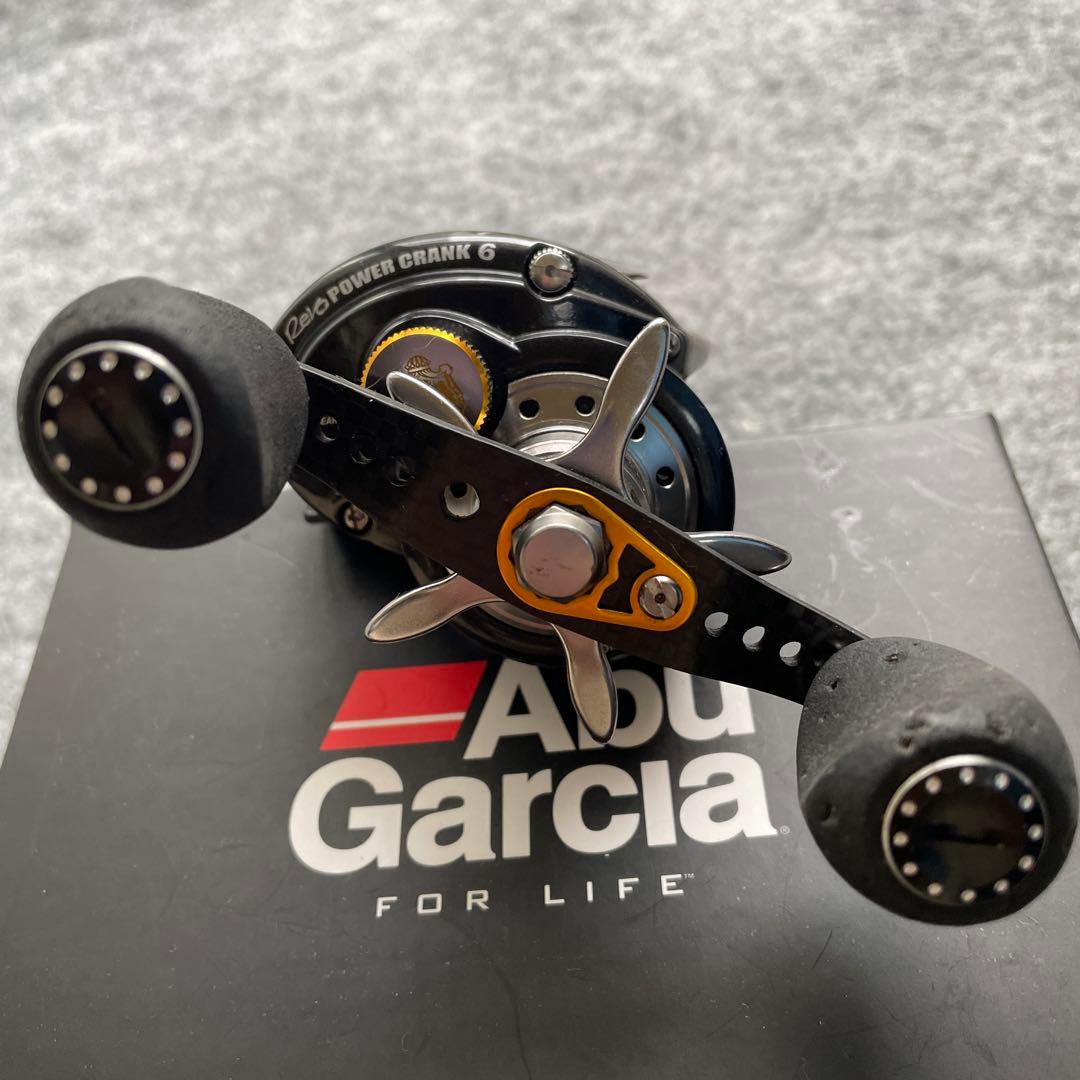 アブガルシアベイトリール/REVOパワークランク6/ギア比6.4:1 美品中古
