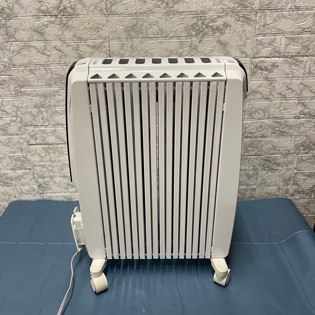 701 美品 デロンギ オイルヒーター　ドラゴンデジタル 送料無料